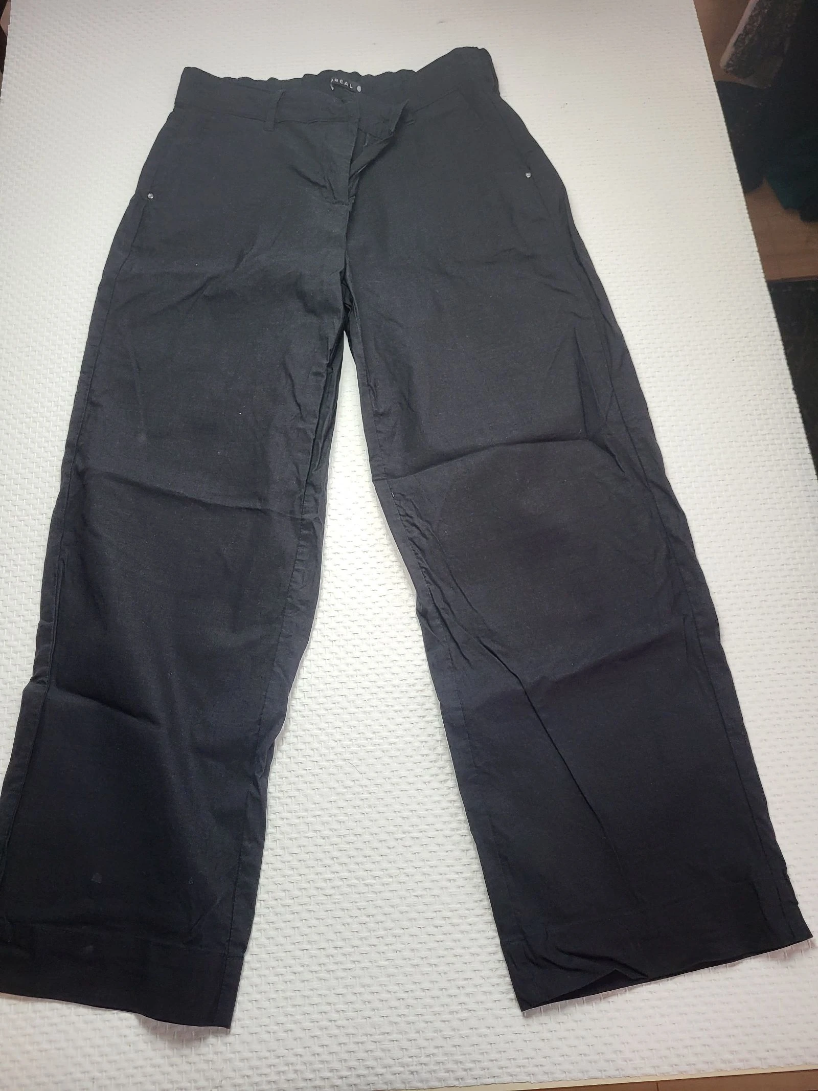 Lightweight black flowy pants with elastic waist by Bréal – Size 42 (XL) – photo 2
